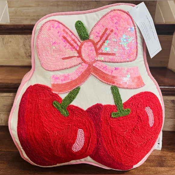Super Cute Cupcakes and Cashmere Pink Bow Cherry Accents Pillow - NEW - Picture 13 of 16